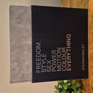 HARDCOVER COFFEE TABLE BOOK 'Cars Freedom Style Power Motion Colour Everything'